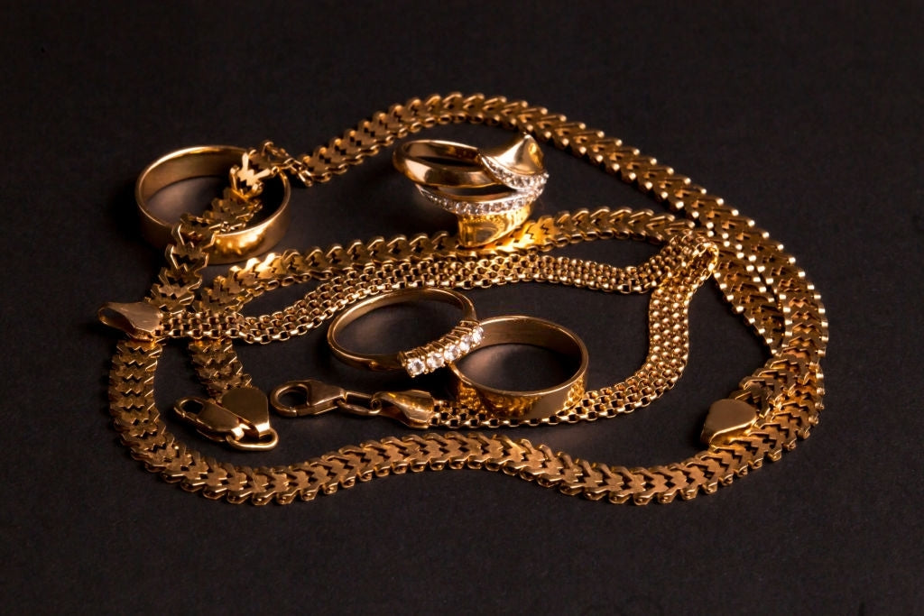 Men’s Solid Gold Cuban Link Chain Necklace