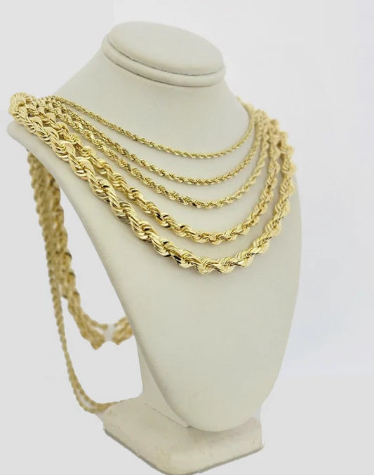 How to Style a Franco Chain Necklace for Any Occasion