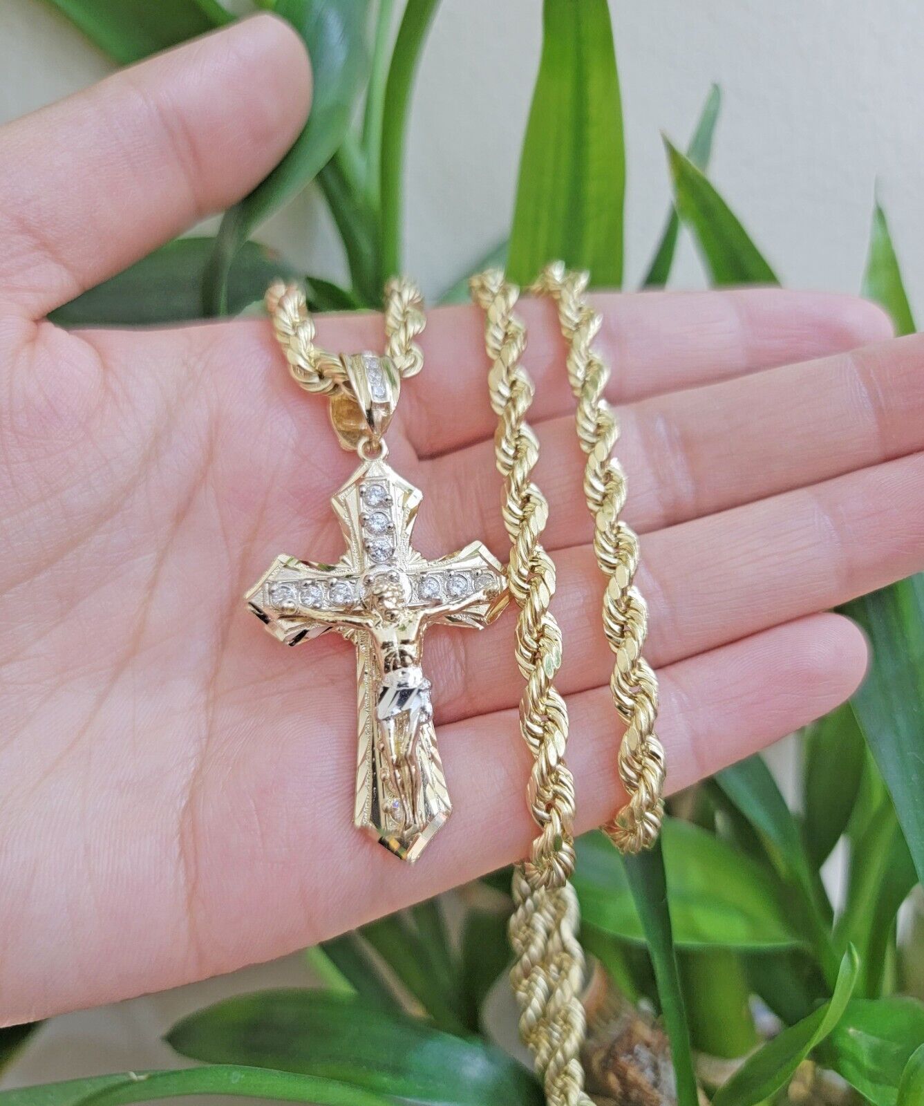 10k Gold Rope Chain Necklace Cross Charm Jesus Pendant Set 18-28