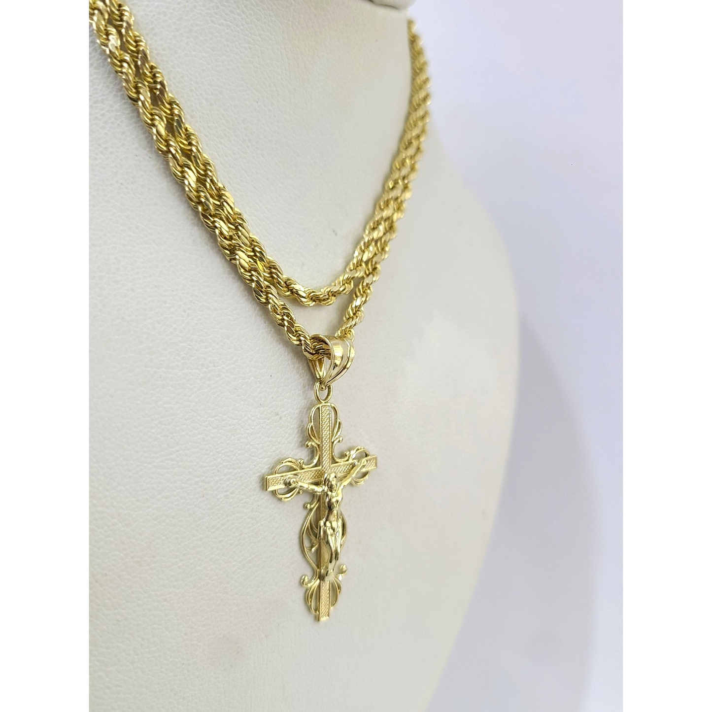https://i.ebayimg.com/00/s/MTYwMFgxNjAw/z/hYYAAeSwL-BqJJJ3/$_57.PNG?set_id=880000500F