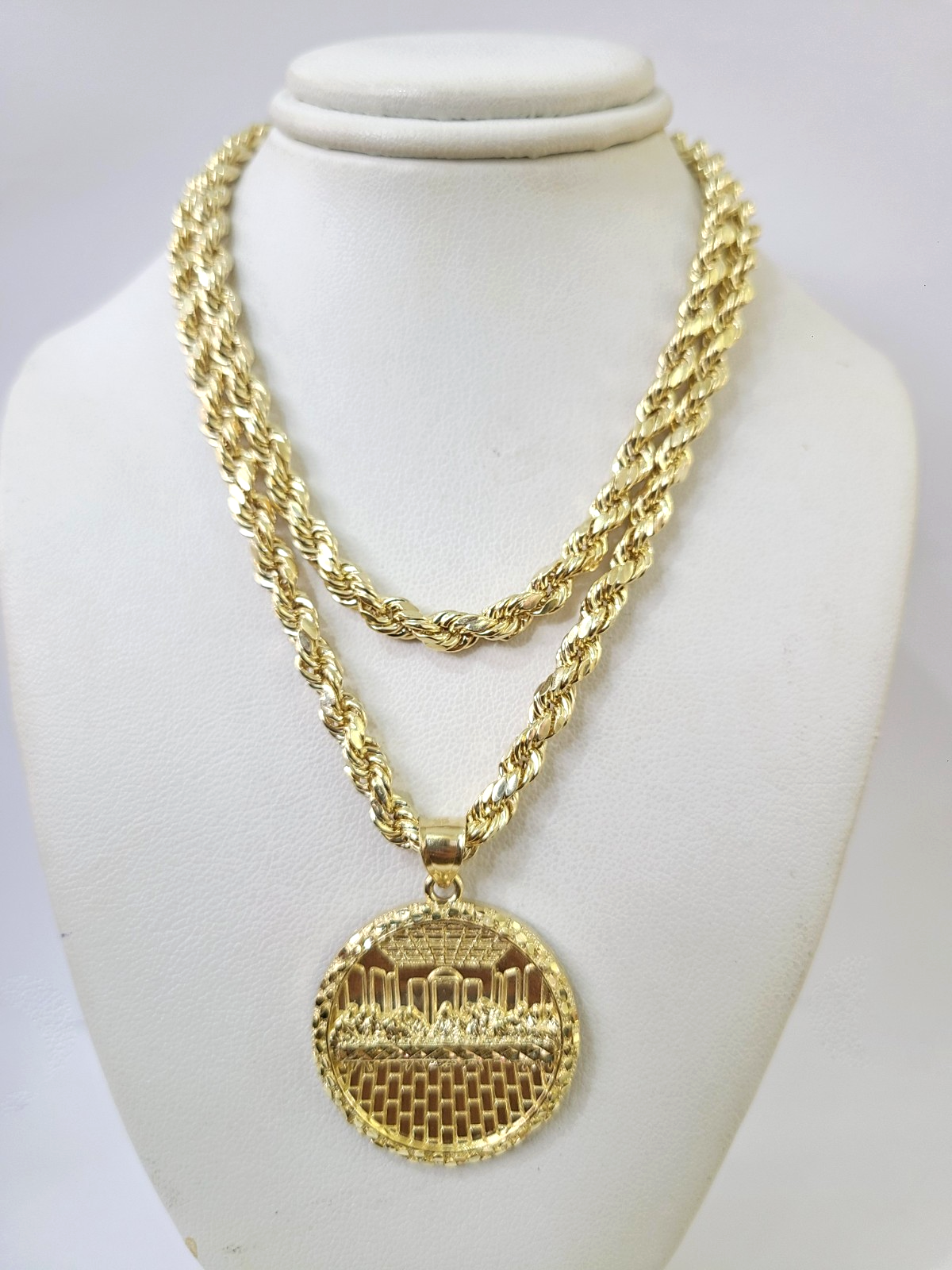 Real 10k 3mm Rope Chain Last Supper Pendant Charm 18 20 22 24 26 – GDJ Real 10k 3mm Rope Chain Last Supper Pendant Charm 18 20 22 24 26 – GDJ