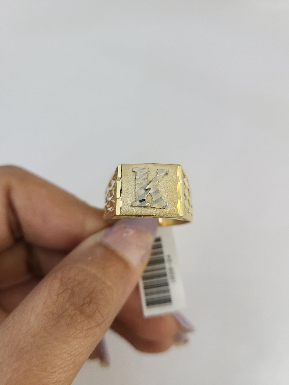 46936918
