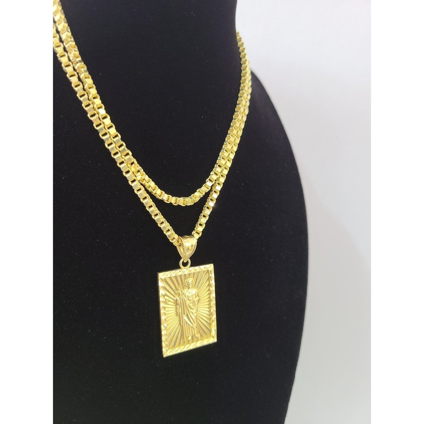 https://i.ebayimg.com/00/s/MTYwMFgxNjAw/z/Uv8AAeSwr0NqGIa3/$_57.JPG?set_id=880000500F