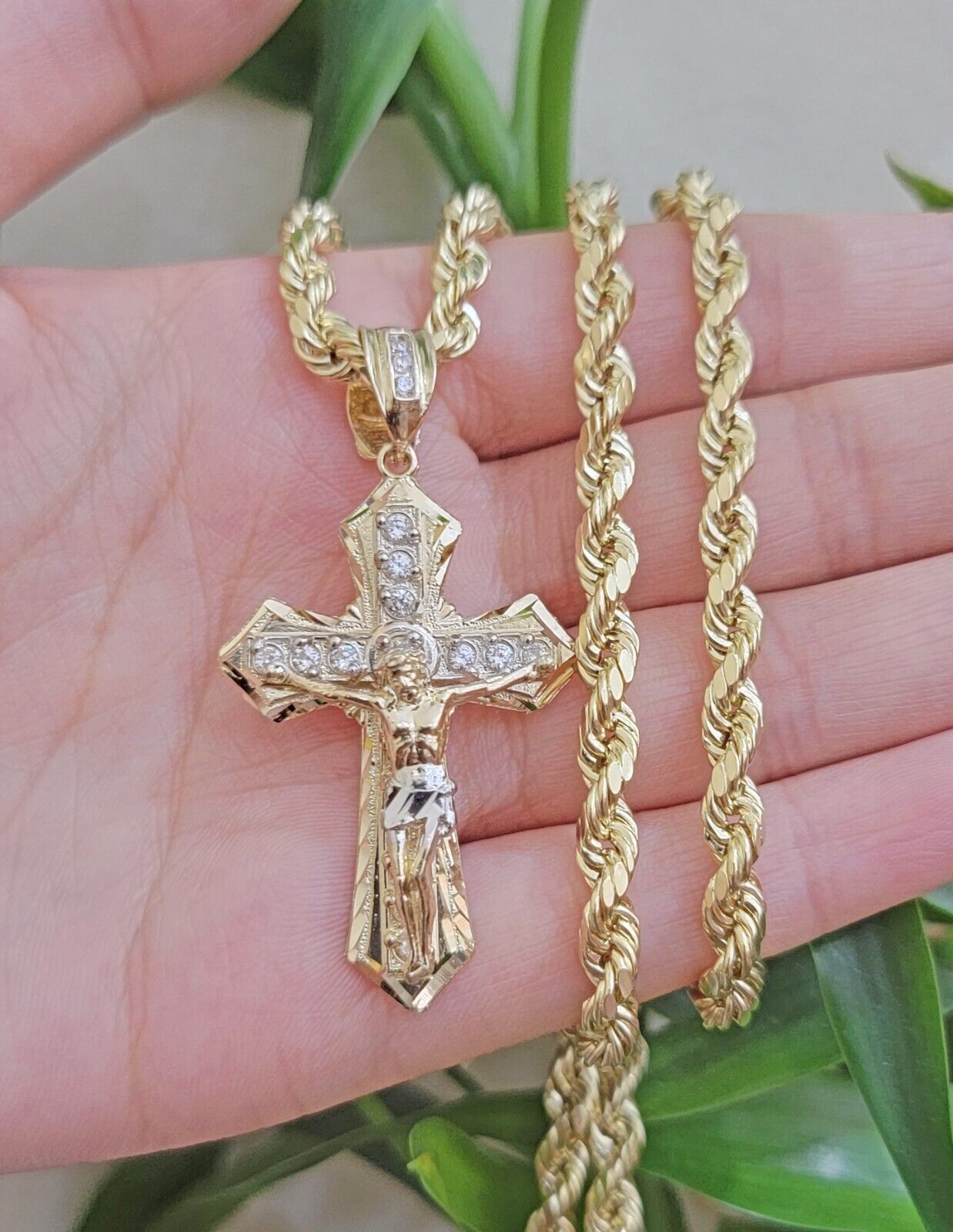 Gold rope chain on sale with jesus pendant